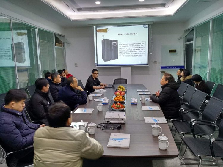 青岛高新区工委书记王作安莅临普仁仪器考察指导工作 青岛高新区工委书记王作安莅临普仁仪器考察指导工作